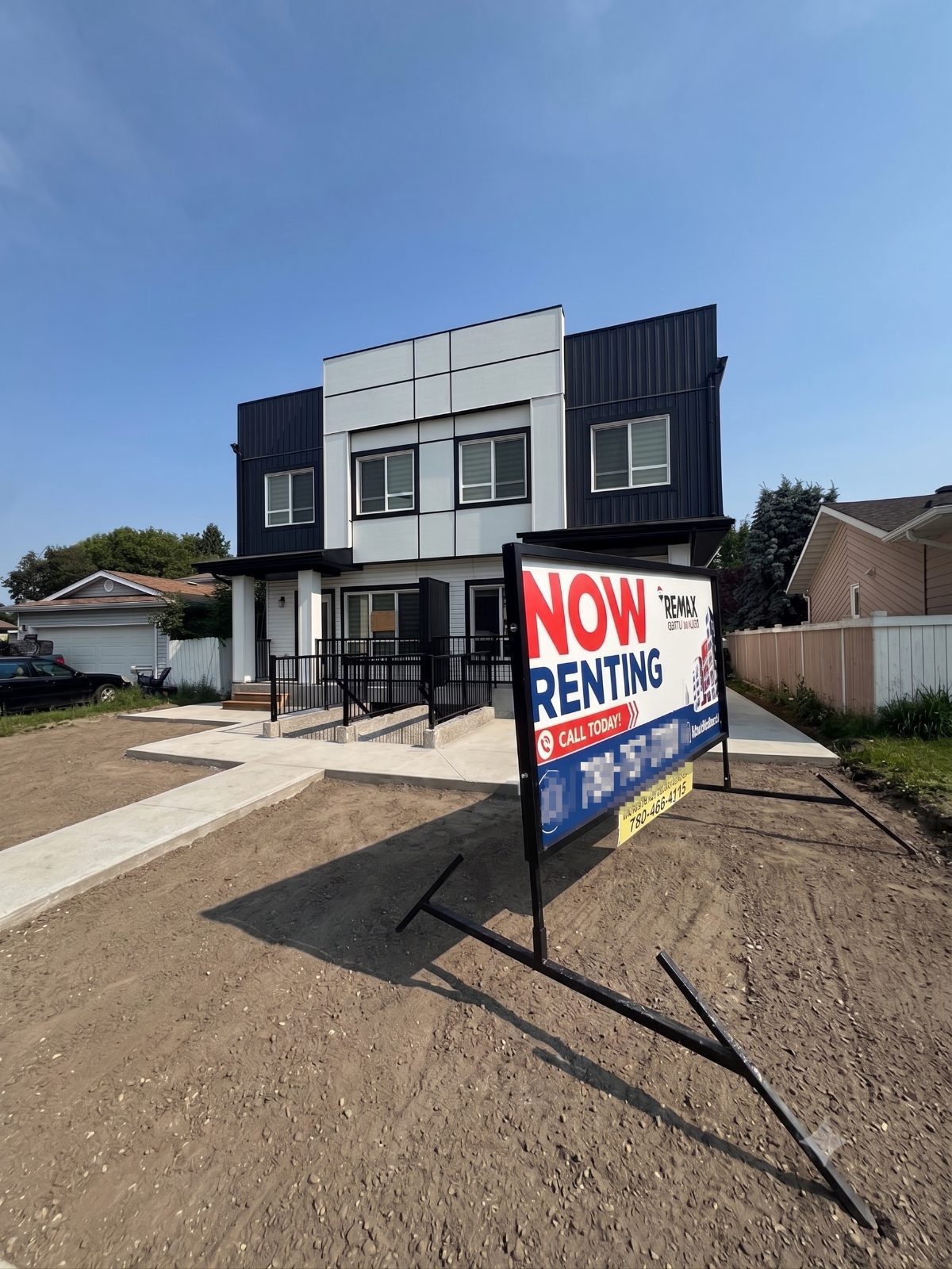 Pre-leasing & handover &mdash; 7-Plex Crawford Plains