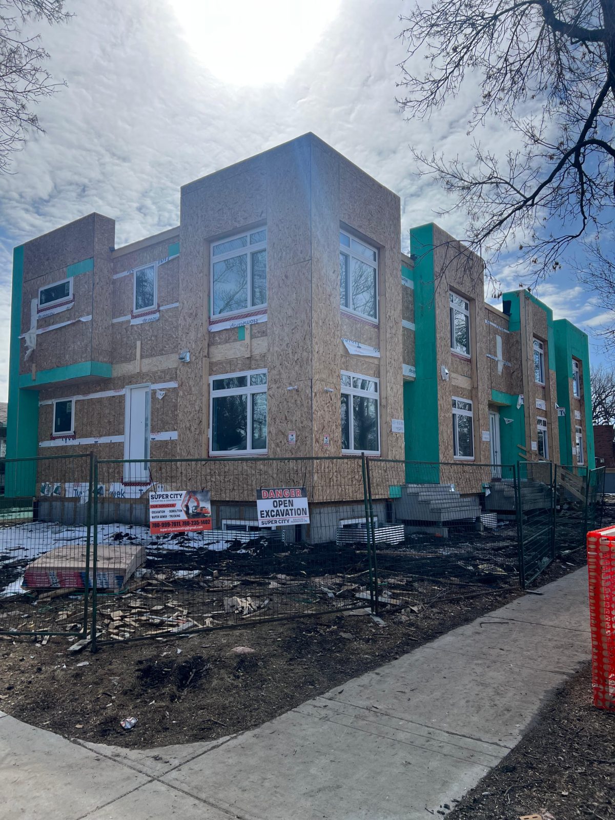 8-Plex Hazeldean — Sheathed & glazed, Spring 2026