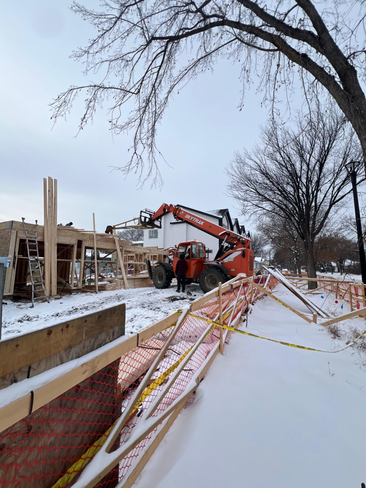 Excavation & foundation &mdash; 9-Plex Inglewood