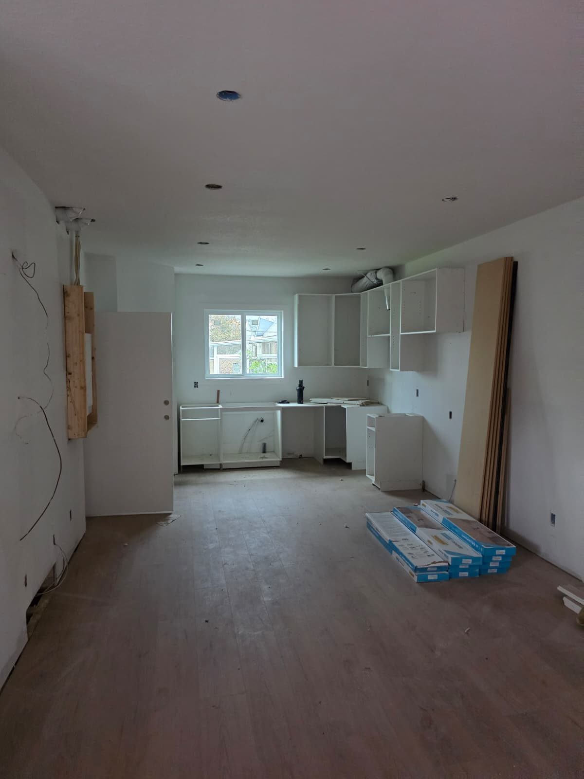 Interior finishing &mdash; 8-Plex Sherwood Park